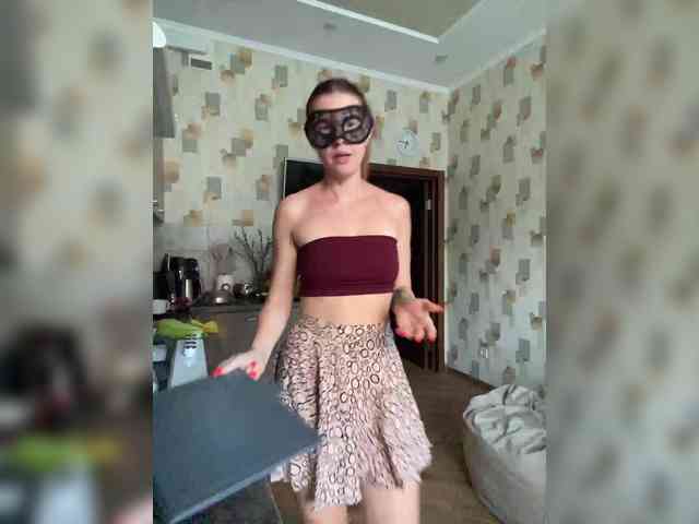 SheisArt webcam