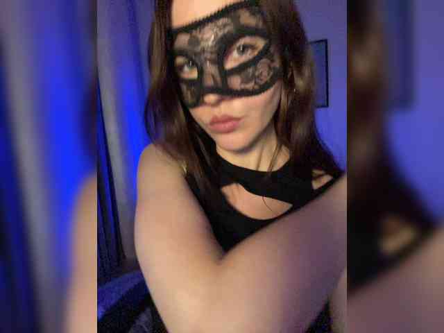 SheisArt webcam