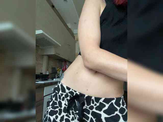 SheisArt webcam