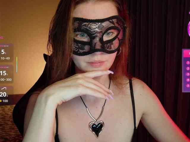 SheisArt webcam