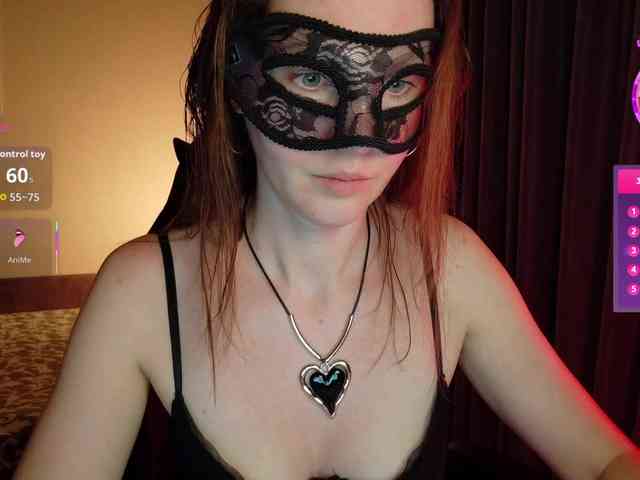 SheisArt webcam