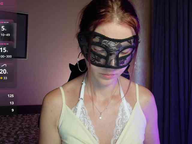 SheisArt webcam