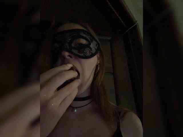 SheisArt webcam