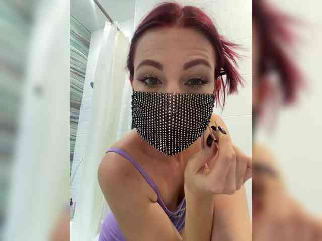 SheisArt webcam