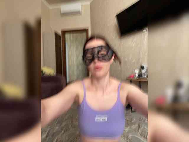 SheisArt webcam