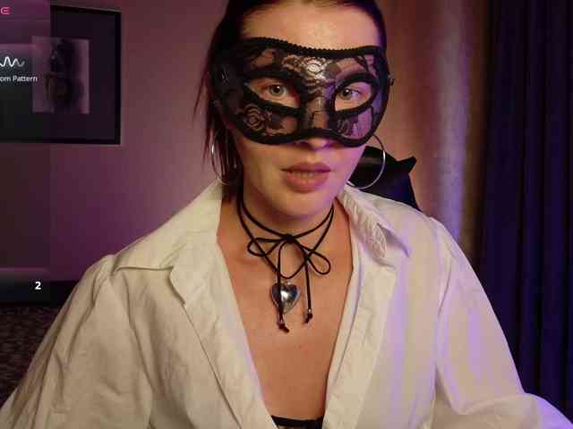 SheisArt webcam