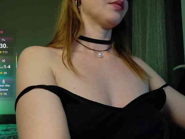 SheisArt webcam