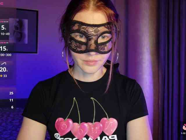 SheisArt webcam