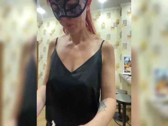 SheisArt webcam