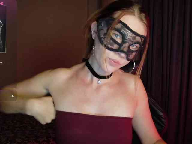 SheisArt webcam