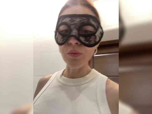 Katti-Sweet Sex Cam Show