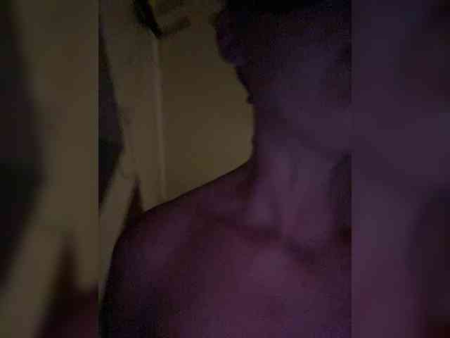 SheisArt webcam