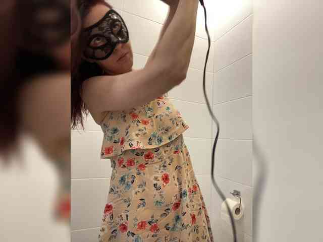 SheisArt webcam
