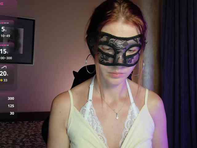 SheisArt webcam