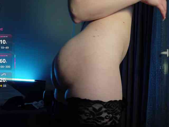 SheisArt webcam
