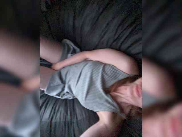 SheisArt webcam