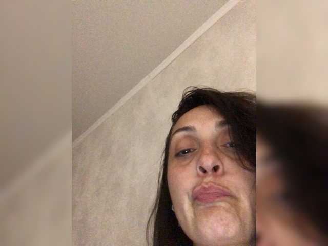Sarmiya live cam on BongaCams