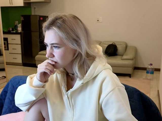 KUQOSA live cam on BongaCams