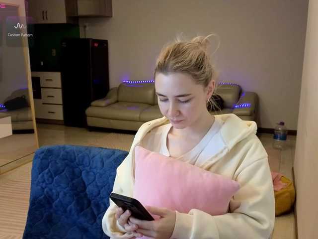KUQOSA live cam on BongaCams