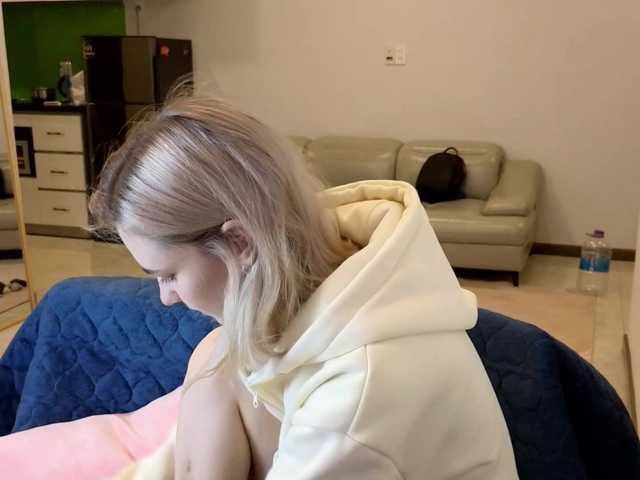 KUQOSA live cam on BongaCams