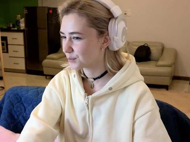 KUQOSA live cam on BongaCams