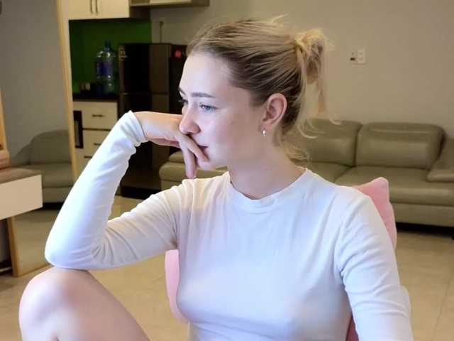KUQOSA live cam on BongaCams