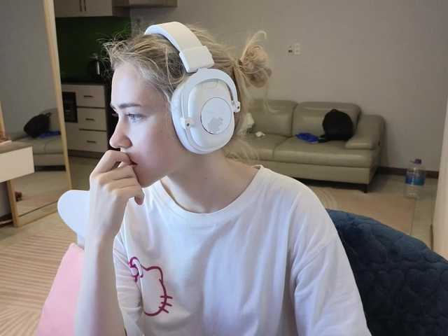 KUQOSA live cam on BongaCams