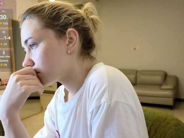KUQOSA live cam on BongaCams