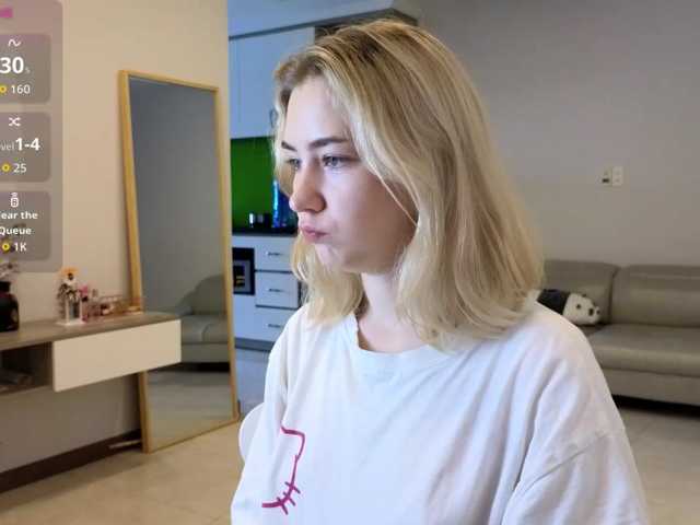 KUQOSA live cam on BongaCams
