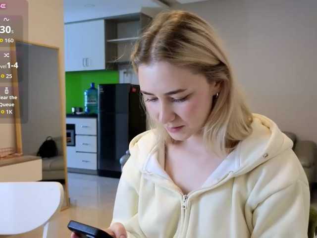 KUQOSA live cam on BongaCams