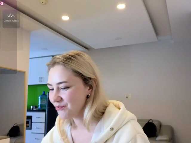 KUQOSA live cam on BongaCams