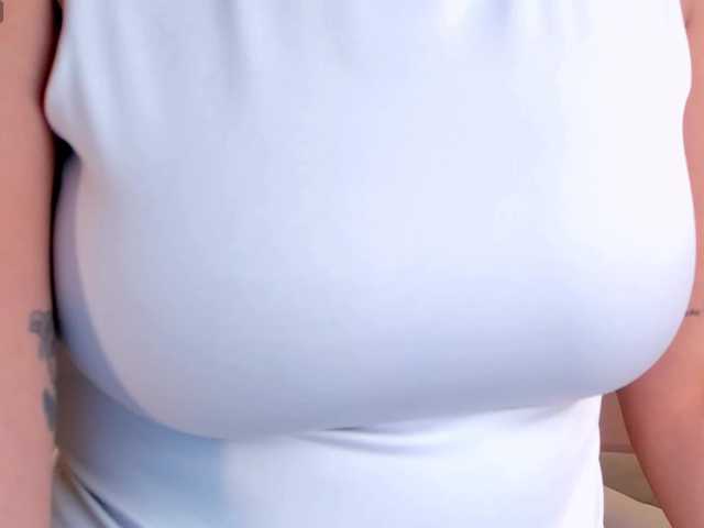 AmbarJames live cam on BongaCams