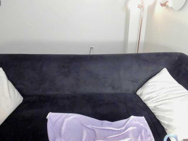 AmbarJames live webcam show