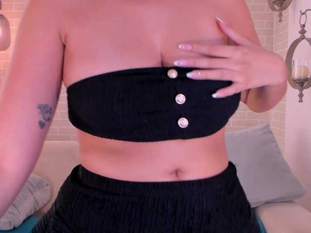 AmbarJames live cam on BongaCams