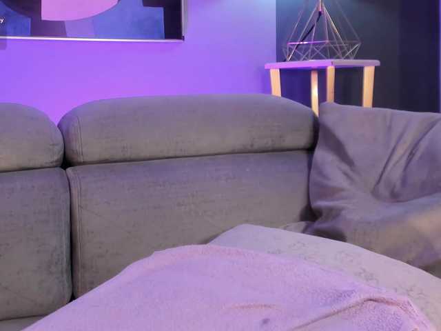 AmbarJames live webcam show