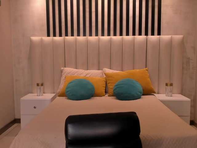 AmbarJames live cam on BongaCams