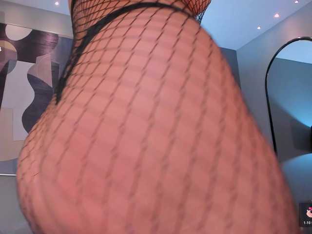 AmbarJames live webcam show