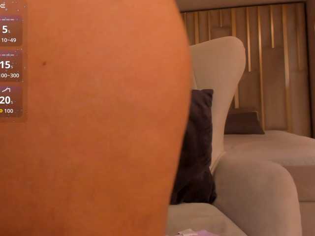 AmbarJames's BongaCams show and profile