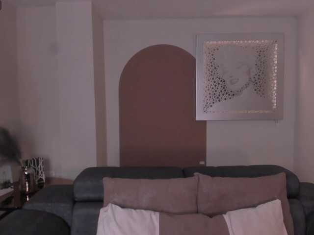 AmbarJames live cam on BongaCams