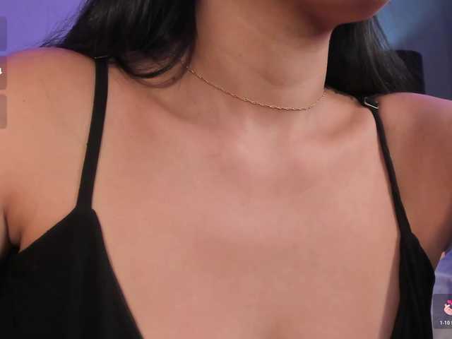 AmbarJames live webcam show