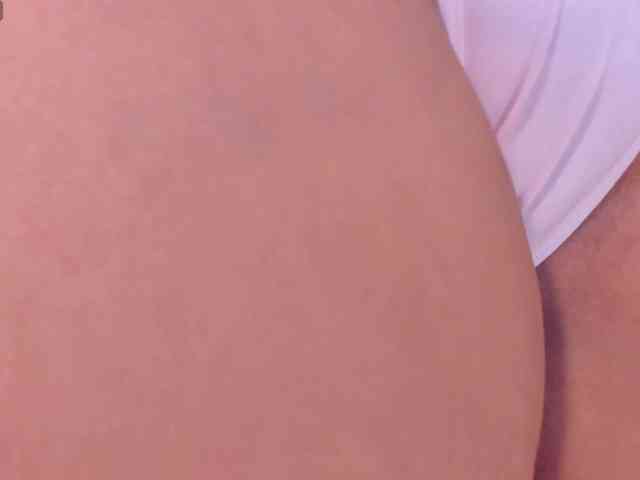 AmbarJames webcam