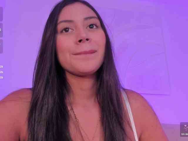 AmbarJames webcam