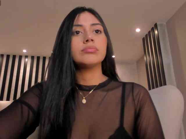 AmbarJames webcam