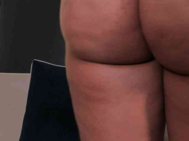 AmbarJames webcam