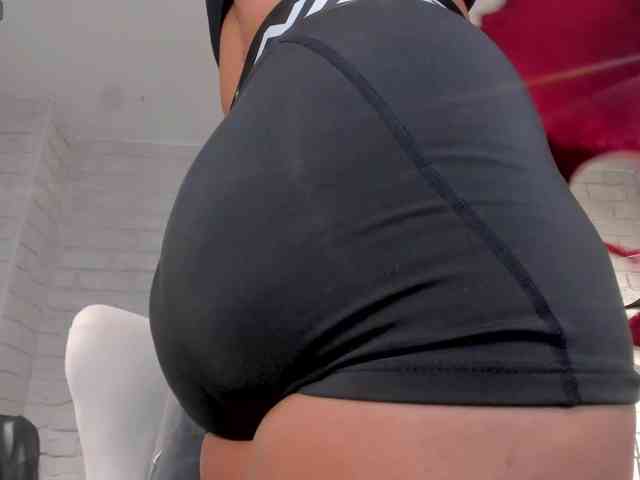 AmbarJames webcam