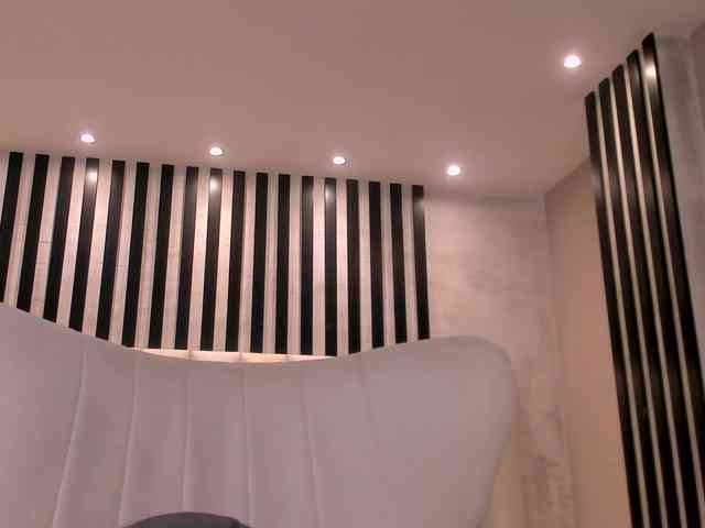 AmbarJames webcam