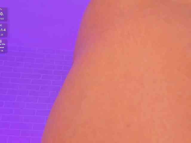 AmbarJames webcam