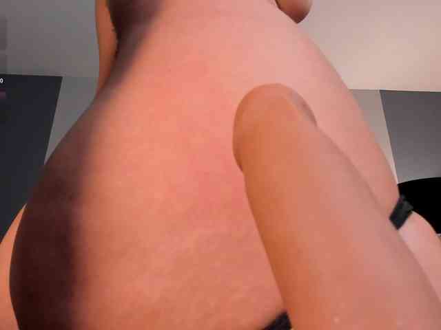 AmbarJames webcam