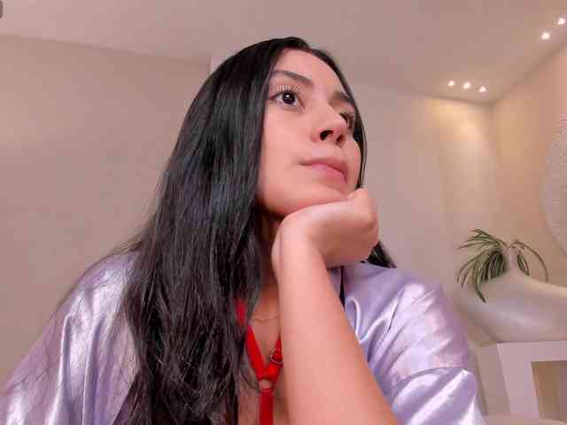 AmbarJames webcam