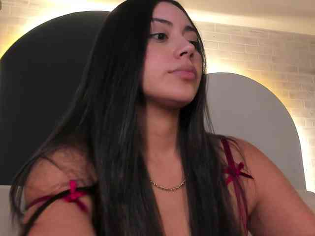 AmbarJames webcam